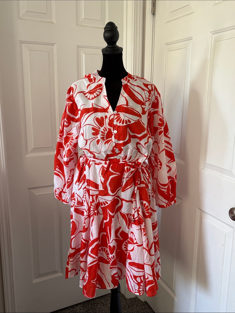 Mlle Gabrielle Red and White Floral Tie-Waist Knee Length Dress